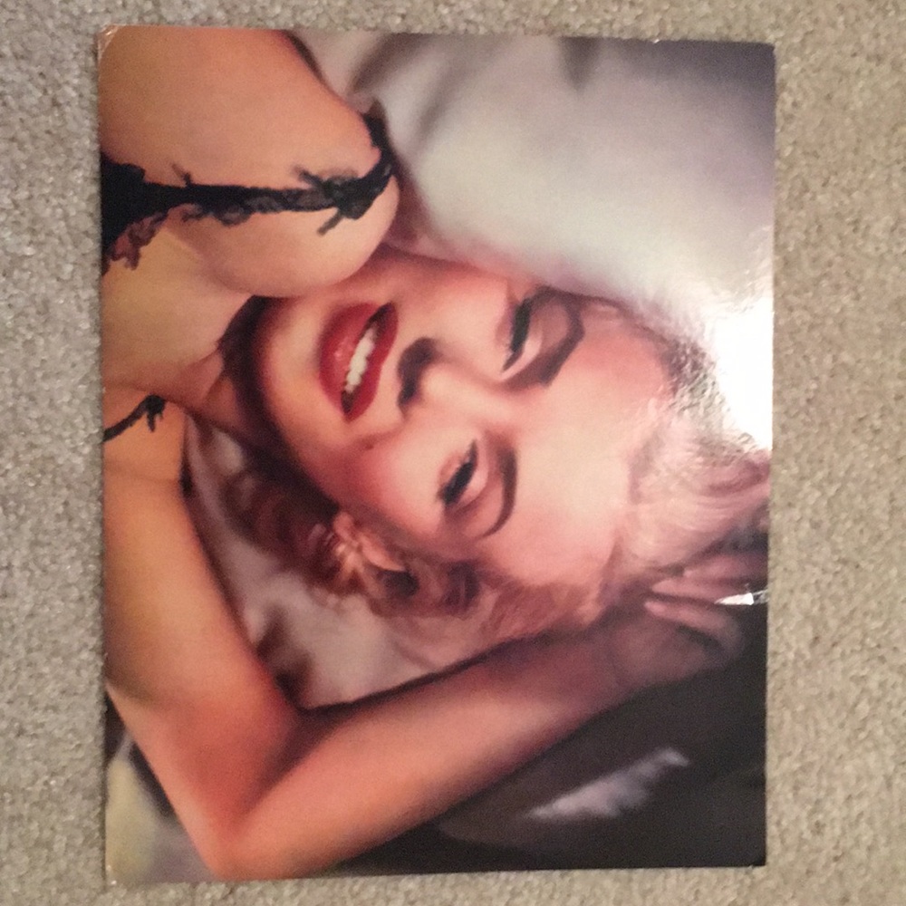 Marilyn Monroe large postcard.